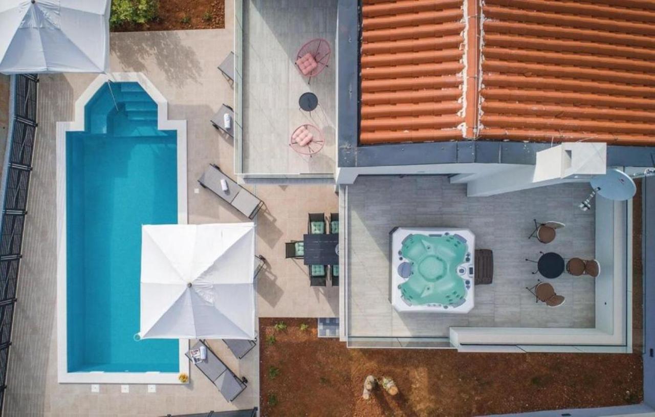 קרניצה Villa Izabel With Hot Whirpool מראה חיצוני תמונה