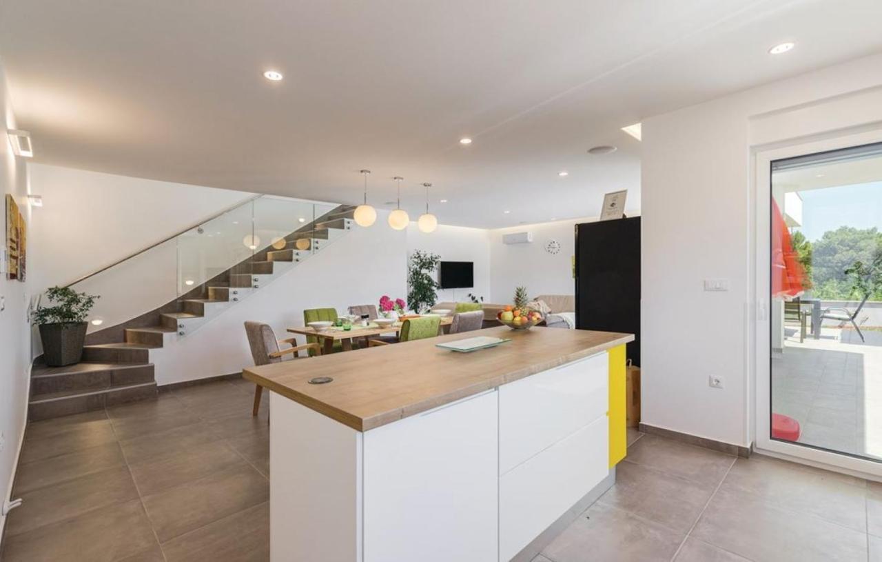 קרניצה Villa Izabel With Hot Whirpool מראה חיצוני תמונה
